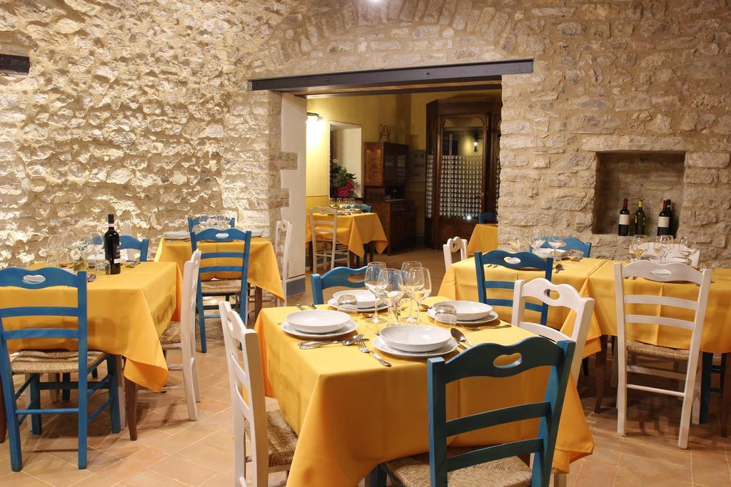 Agriturismo Casale La Palombara Cerreto di Spoleto Exterior photo
